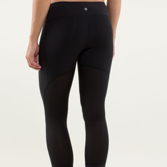 Lululemon Journey Crop - Picture 2 of 7